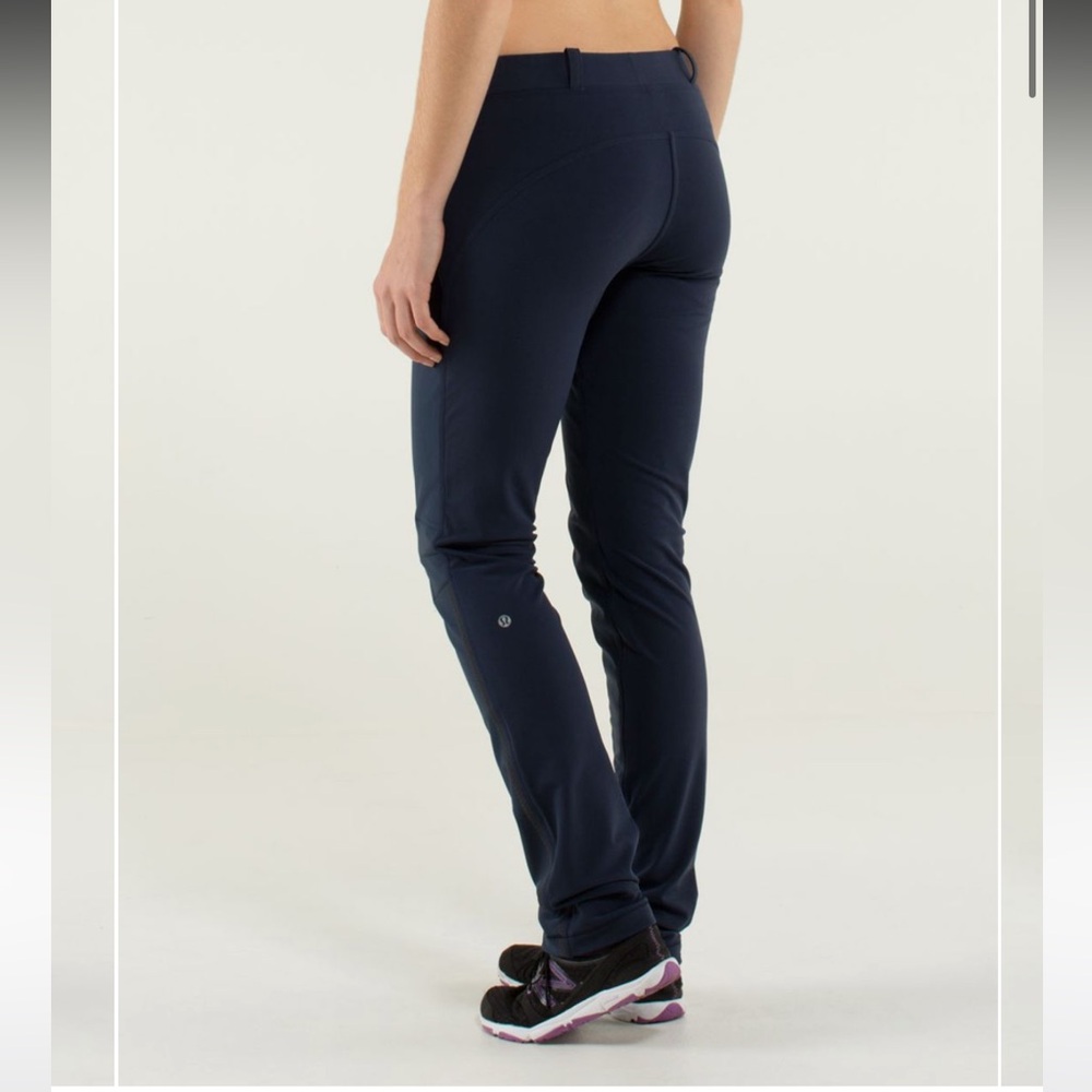 Lululemon Keep It Up Pant in Inkwell, Size 8